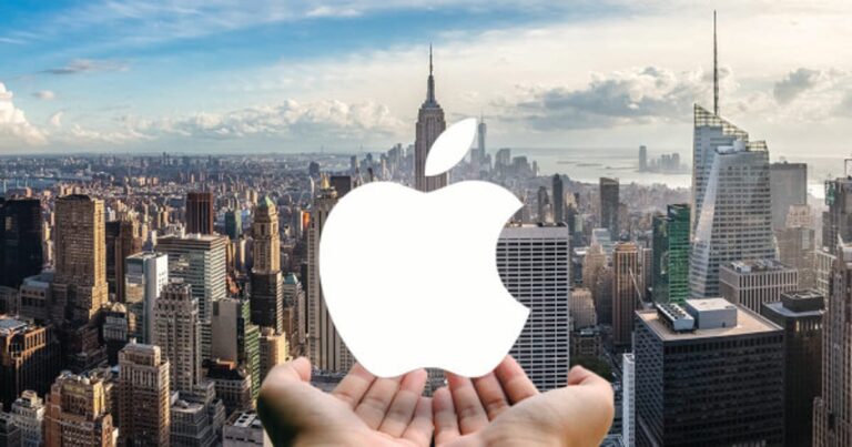 Apple will allow developers to host NFT-based apps on the App Store