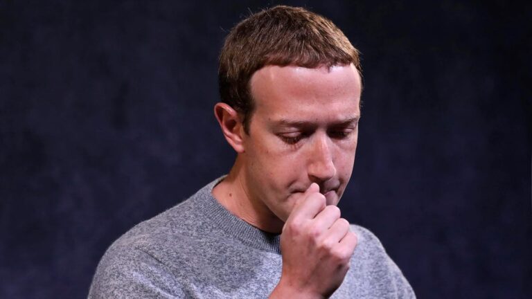 Mark Zuckerberg holds company-wide meeting to announce his metaverse avatar is crying