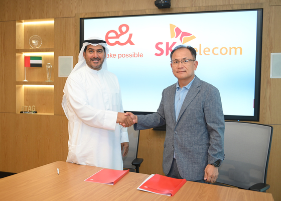 SK Telecom and the United Arab Emirates telecommunications giant sign a memorandum of understanding to promote a joint metaverse project