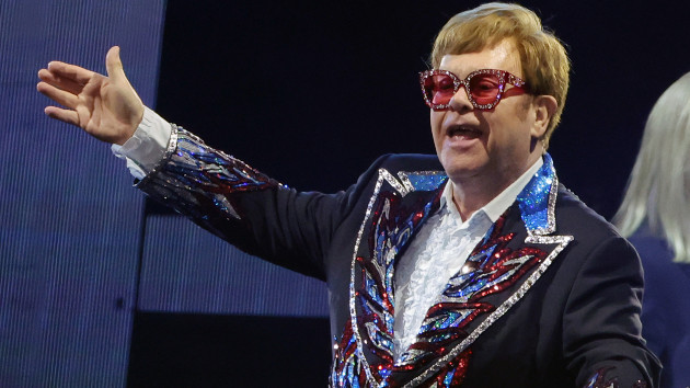 Elton John announces collaboration with Roblox – 100.7 FM – KSLX – Classic Rock