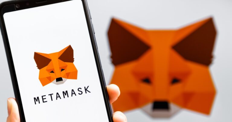 MetaMask launches Bridge Aggregator, which allows tokens to be moved across blockchains