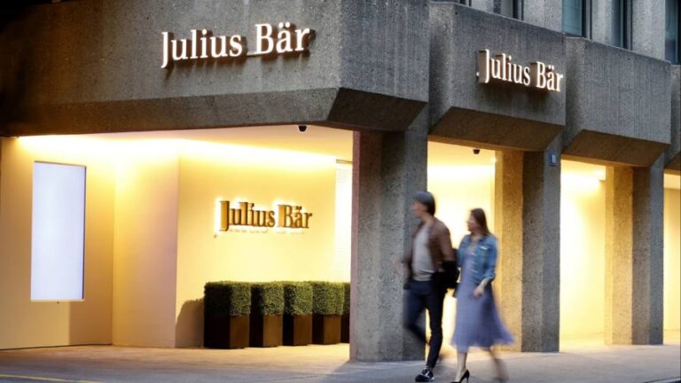 UBS and Julius Baer Quiz Offering Wealth Advice in the Metaverse