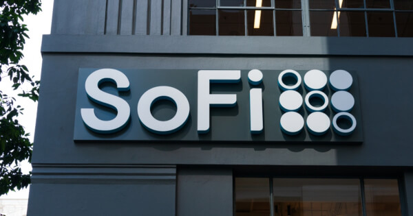 Senate Banking Committee Democrats Warn SoFi About Deadlines