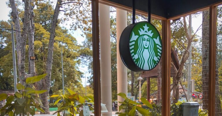 Starbucks Introduces Web3-Powered Rewards Program Beta For Select Members Cryptocurrencies and ICOs