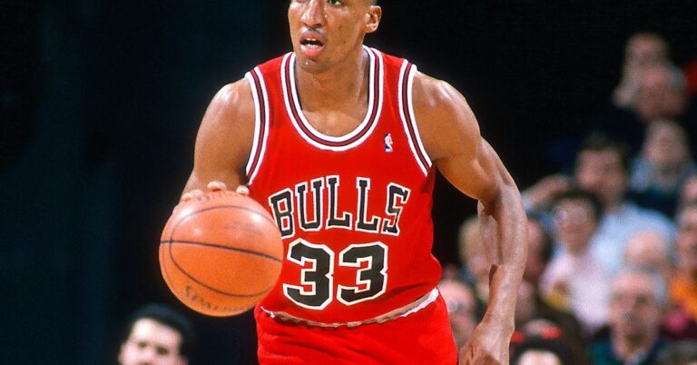 Hoop legend Scottie Pippen records a ‘Web3’ with virtual sneakers