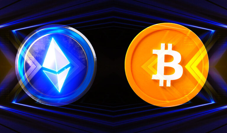 Crypto Analyst Details Bitcoin and Ethereum Price Trajectories, Says Traditional Markets Now Facing ‘Large Check’ As 2022 Wraps Up