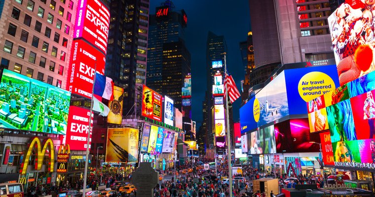 The future of OOH is vivid, powered by the programmatic, mobile metaverse