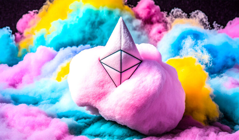 Top Crypto Analyst Says Ethereum Flashing Bullish Sign, Warns Solana Will Go Lower – Here’s the Timeline